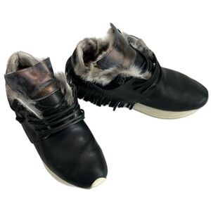 ESSEutESSE Fur Trim Black Leather Fringe Sneakers - size 40